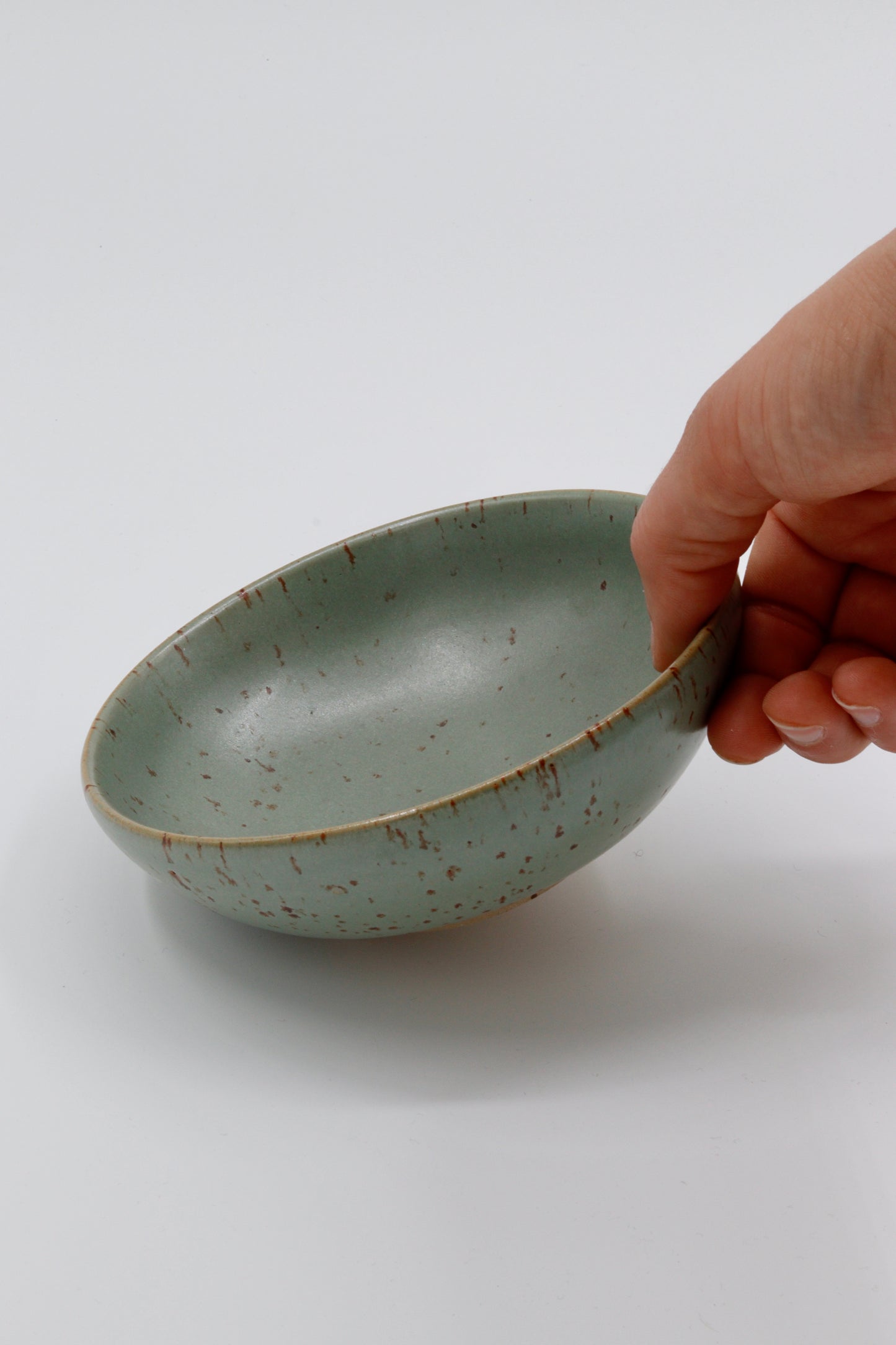 Schaaltje groen/turquoise spikkel #23