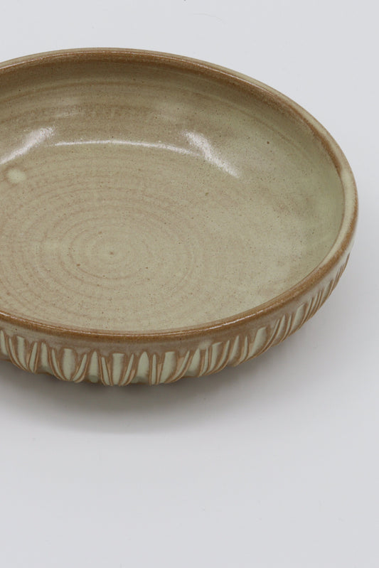 Schaaltje bruin/groen gekerfd #25